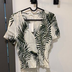 NWT H&M Tropical Palm Print Wrap Top - White/Green